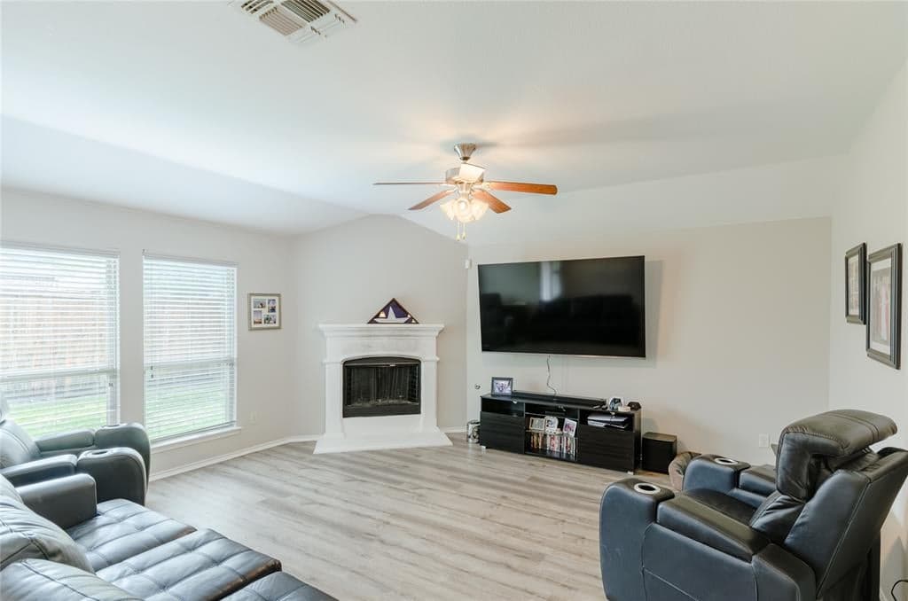 Gallery image 2