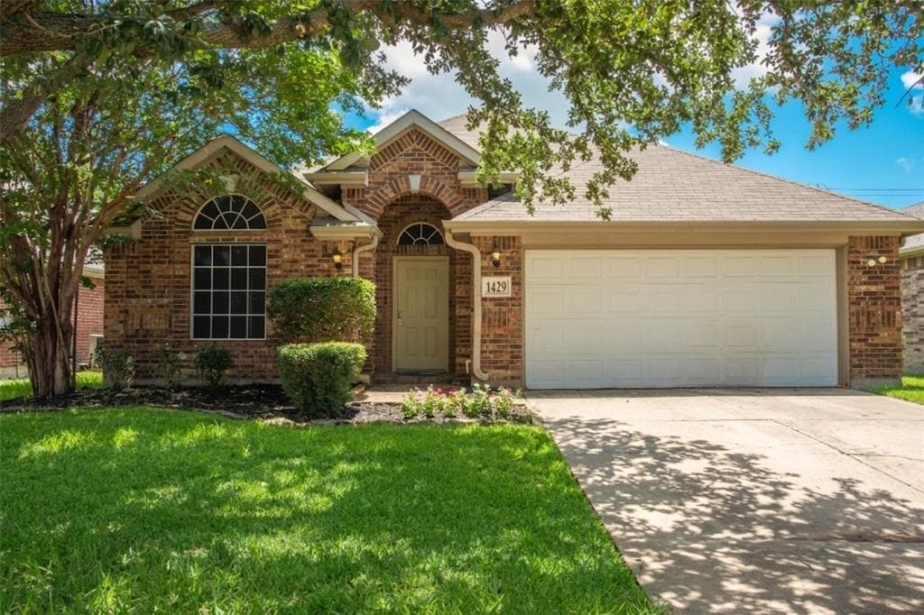 1429 Tree Top Dr