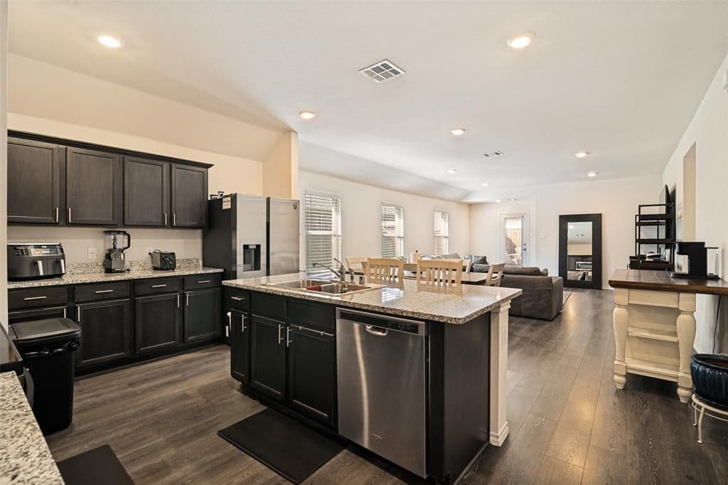3012 Patton Ln