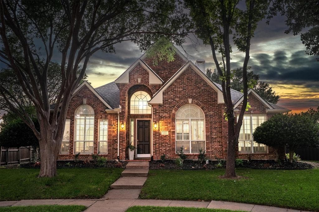 2013 Marlow Dr