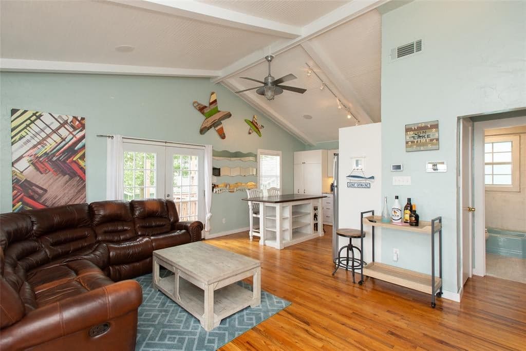 Gallery image 3