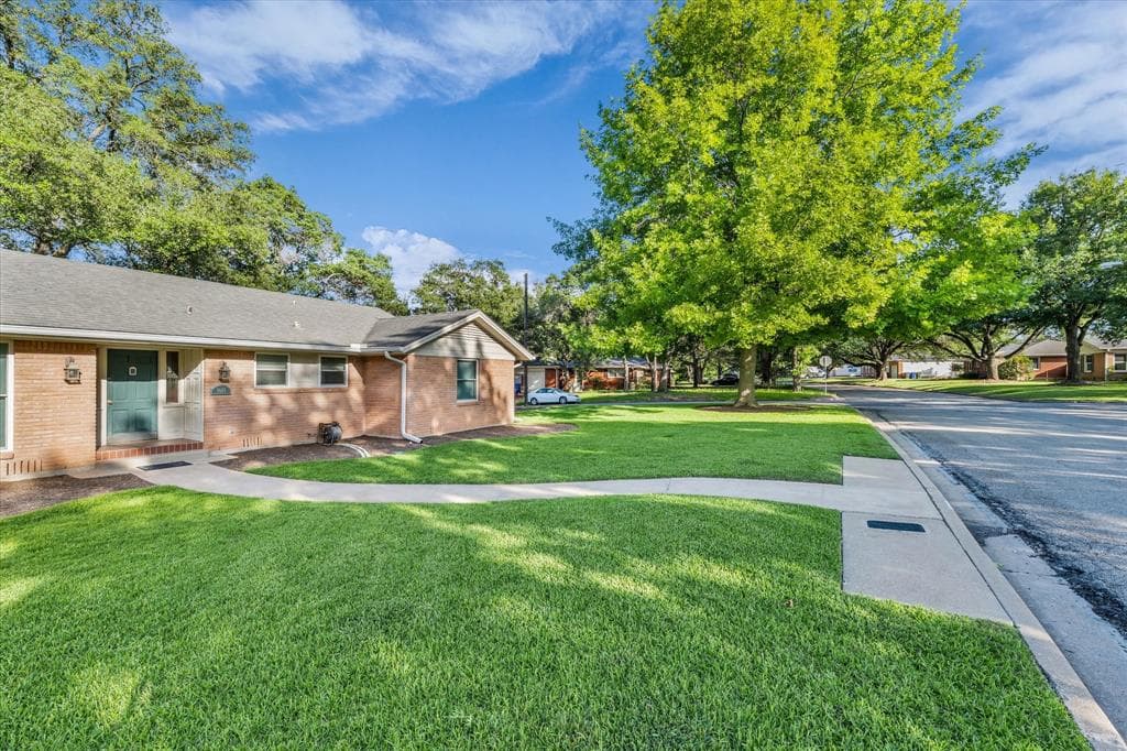 2601 Glendale Dr