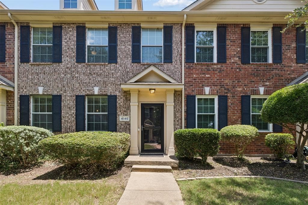 4140 Kyndra Cir