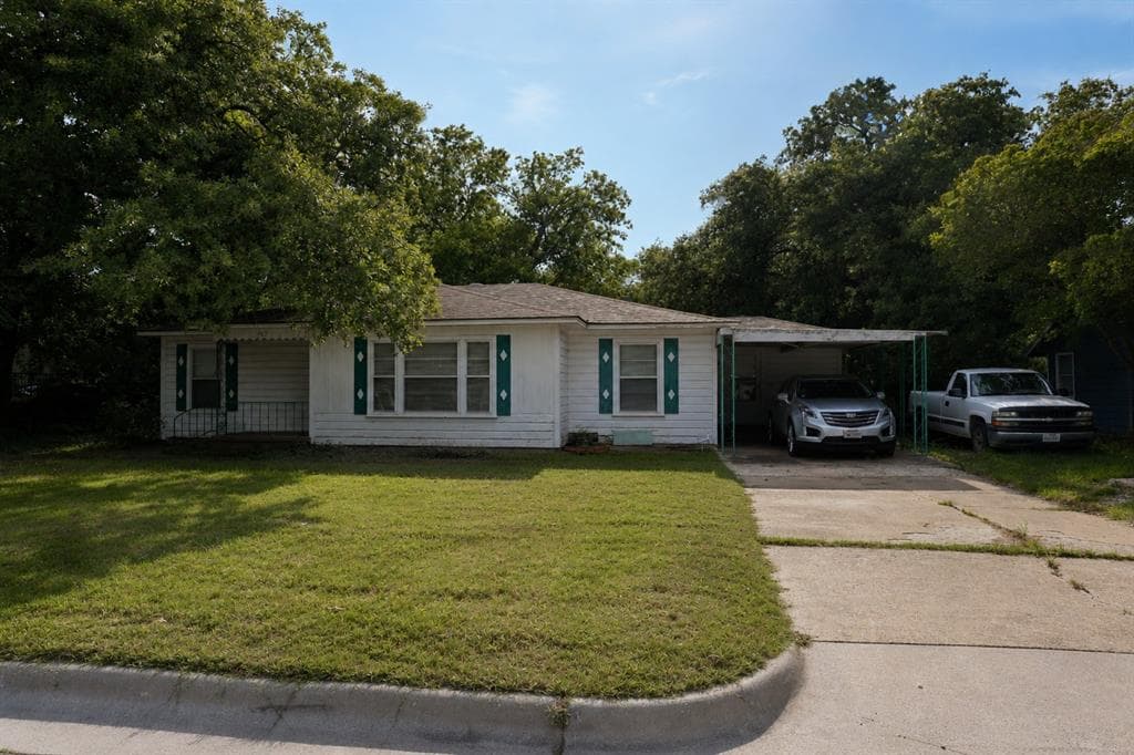 709 Mulkey Ln
