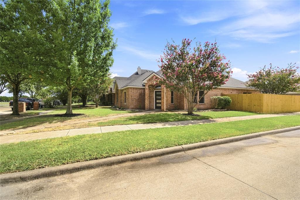 122 Clear Creek Dr