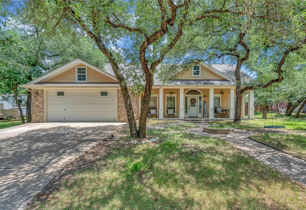 37 Bluebonnet Loop