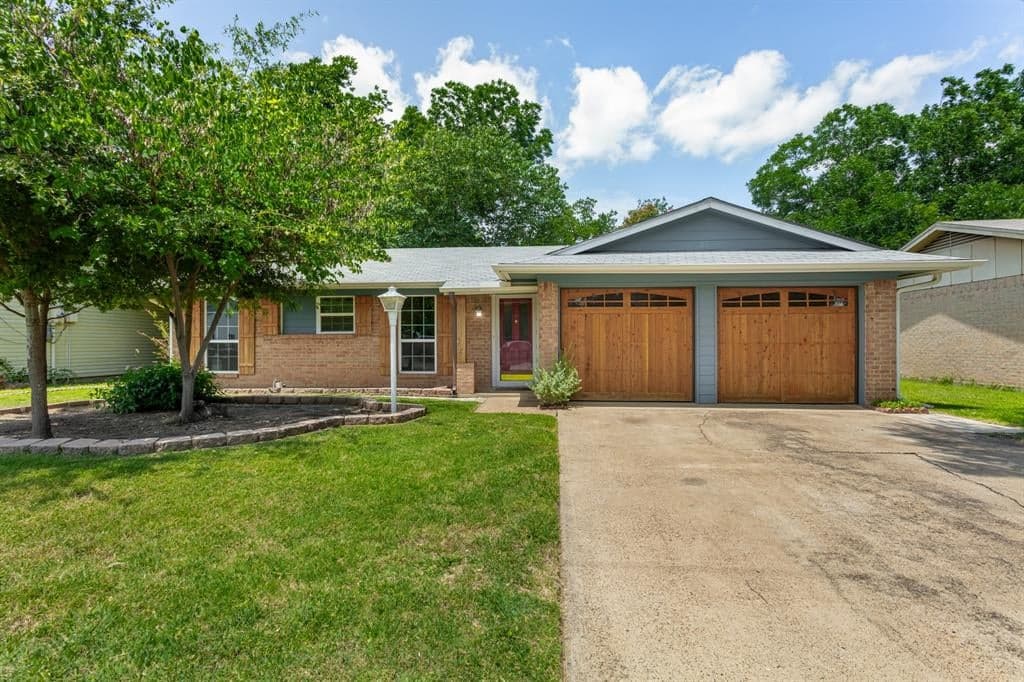 117 Bellaire Dr