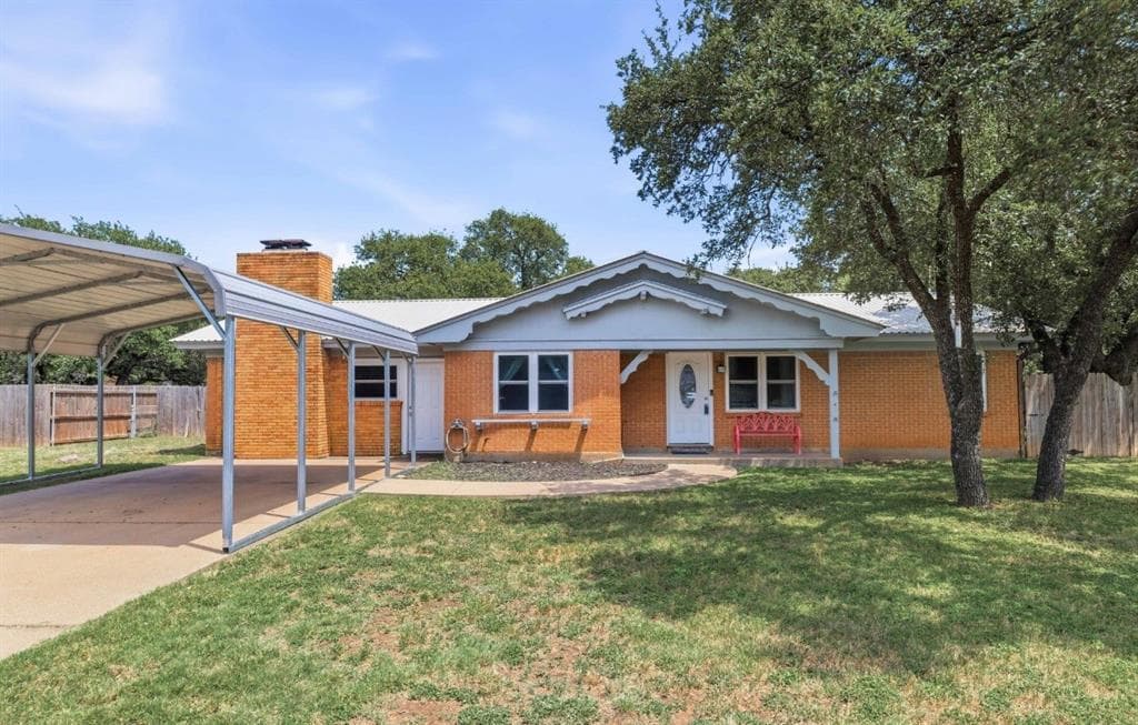 1608 Campa Dr