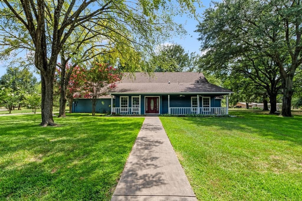 245 Shady Shores Dr