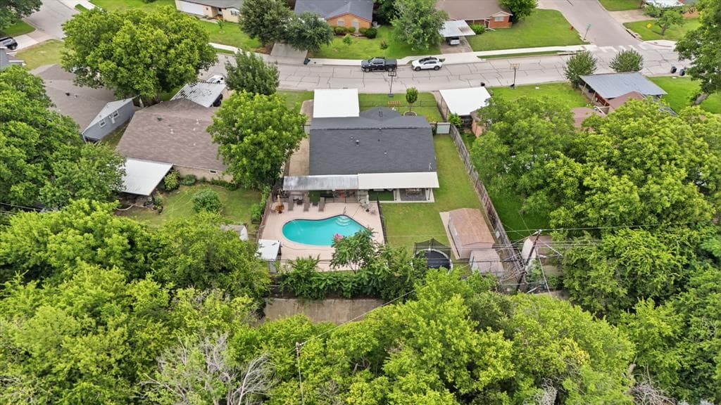520 Thompson Dr