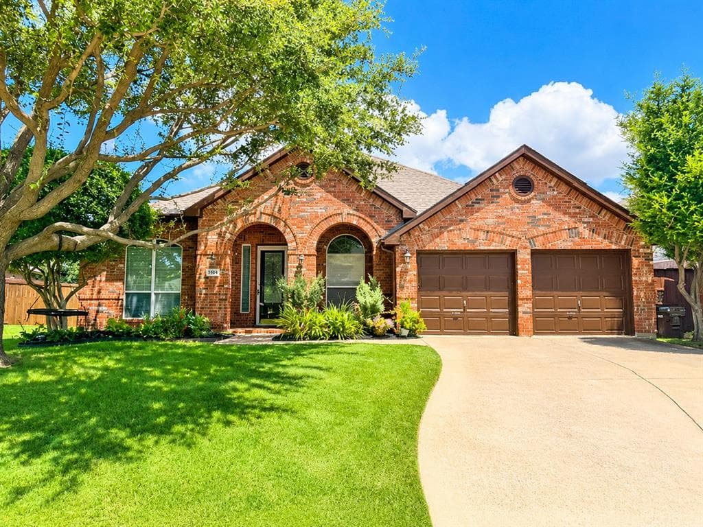 9504 Patagonia Ln