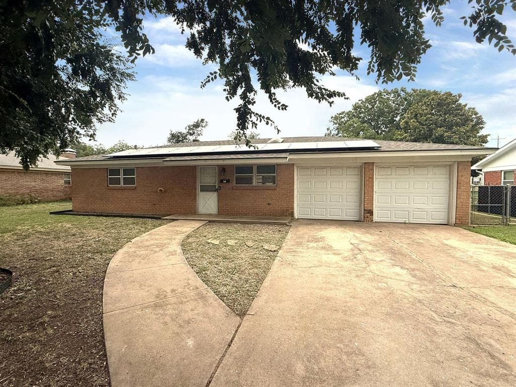 Main property image
