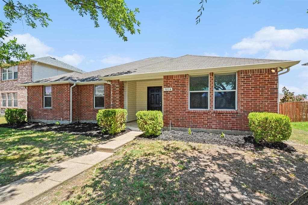 3014 Deer Ridge Dr