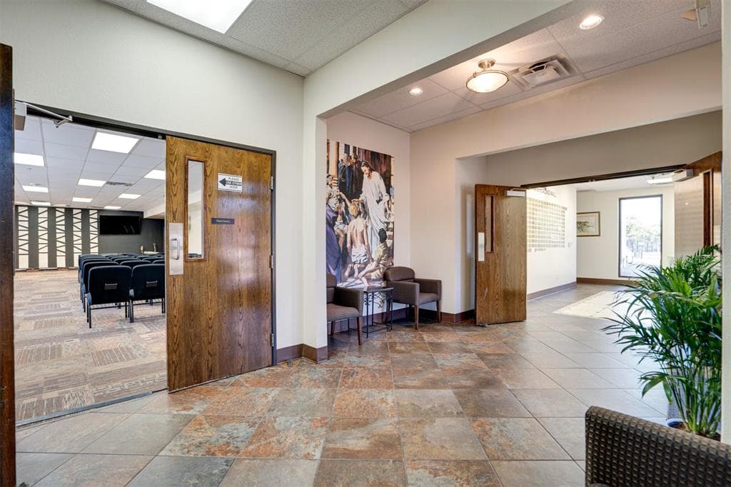 Gallery image 3