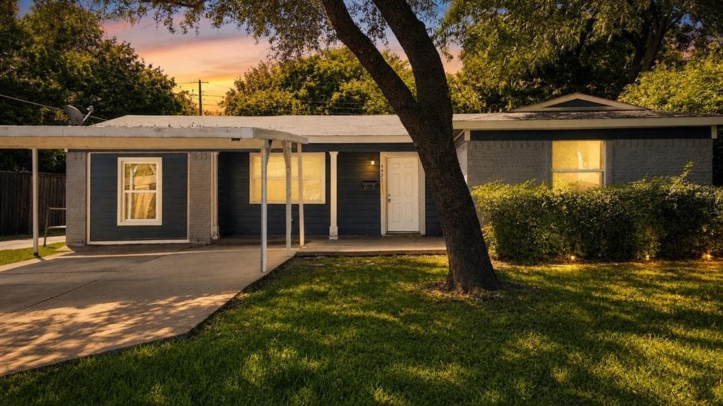 4422 Ridgedale Dr