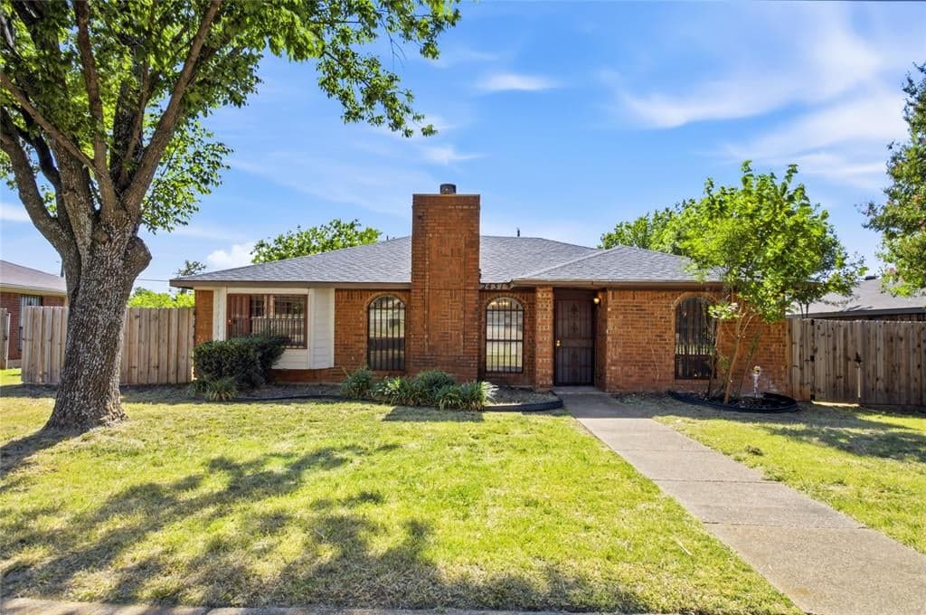 Main property image