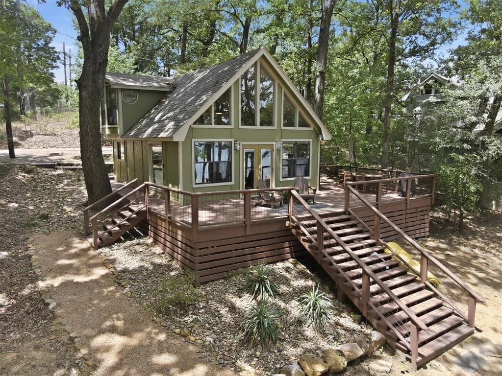 104 E Barker Creek Dr