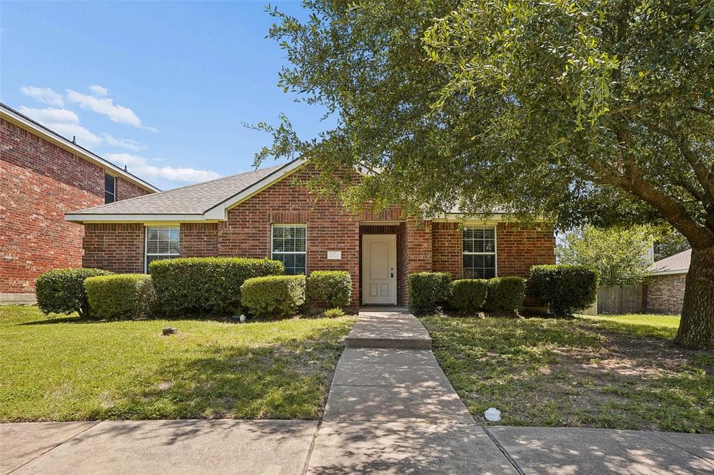 205 Rosewood Ct