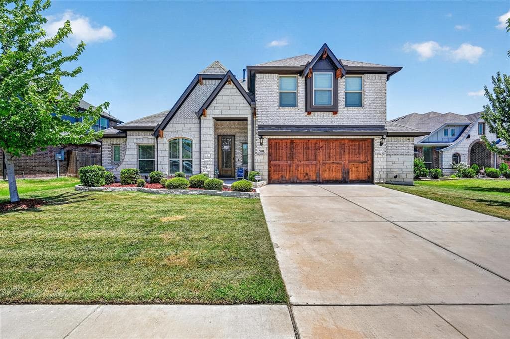 5011 Lake Park Dr
