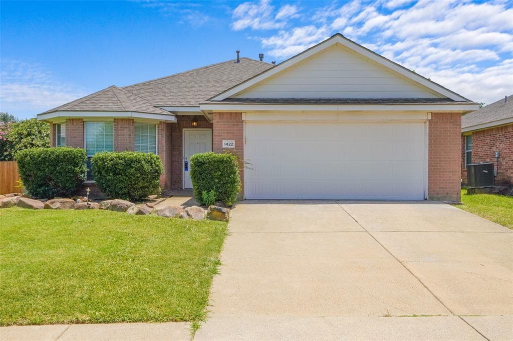 1422 Fairfield Dr