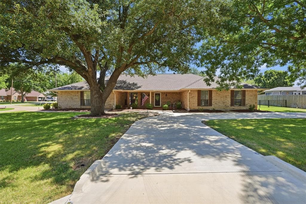 5711 Cortez Dr