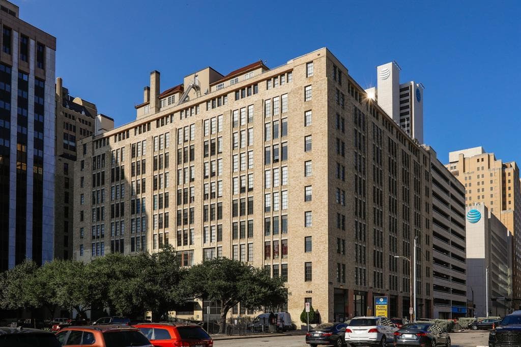 1122 Jackson St Apt 402