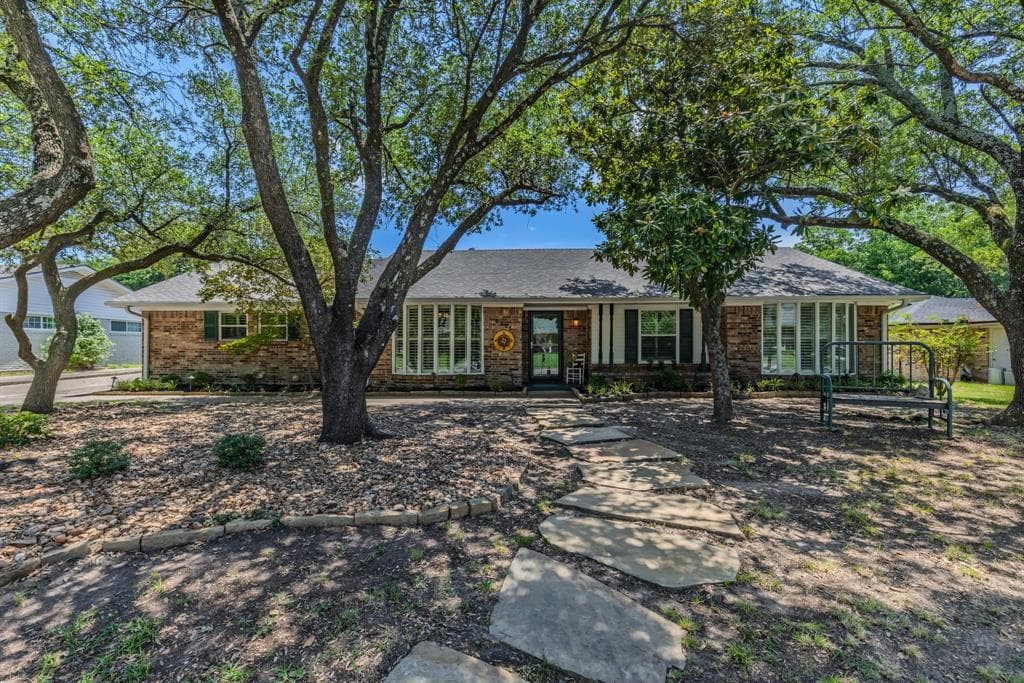 5311 Windy Hill Rd