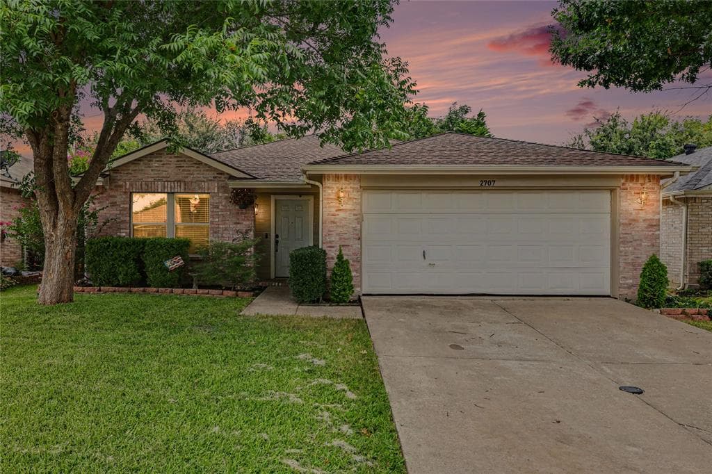 2707 Mountain View Dr