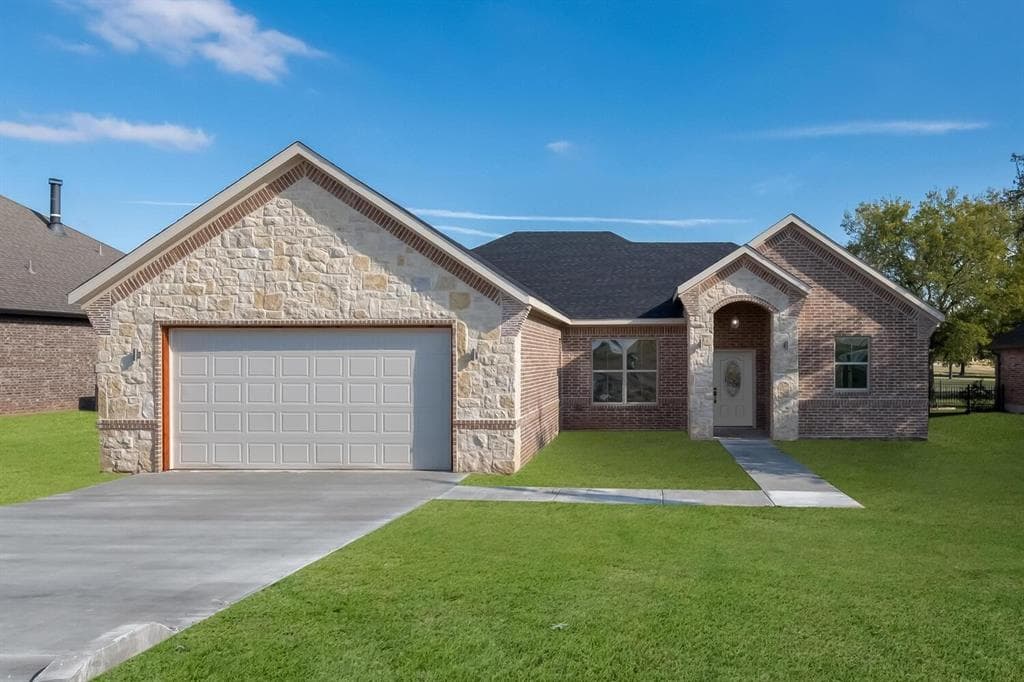 13027 Eagles Nest Dr