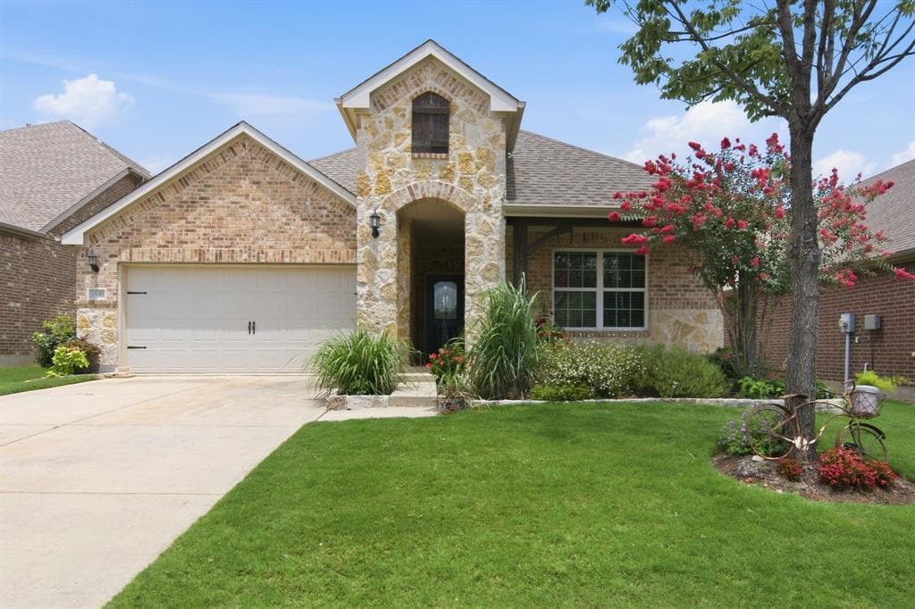 1536 Westview Ln