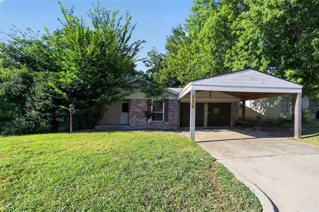 2108 Barton Dr