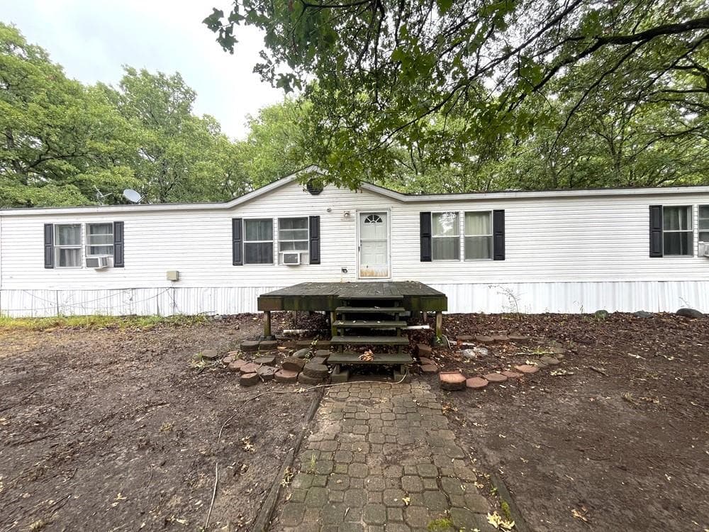 1312 Raintree Rd