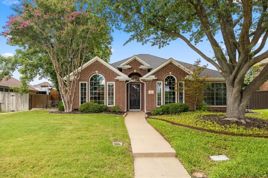 124 Tupelo Dr