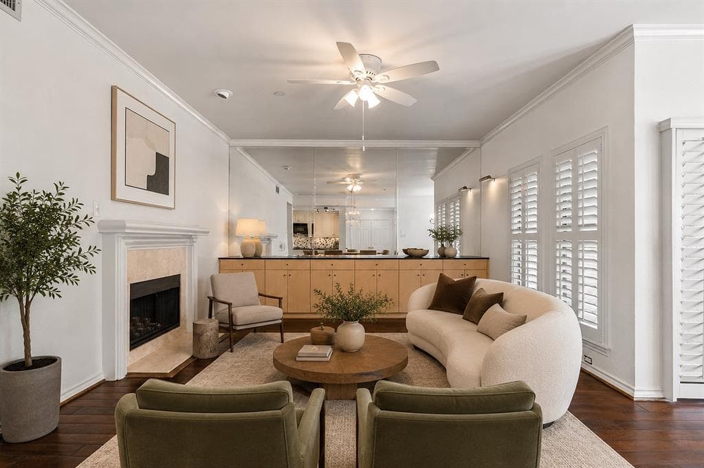 8610 Turtle Creek Blvd Apt 208