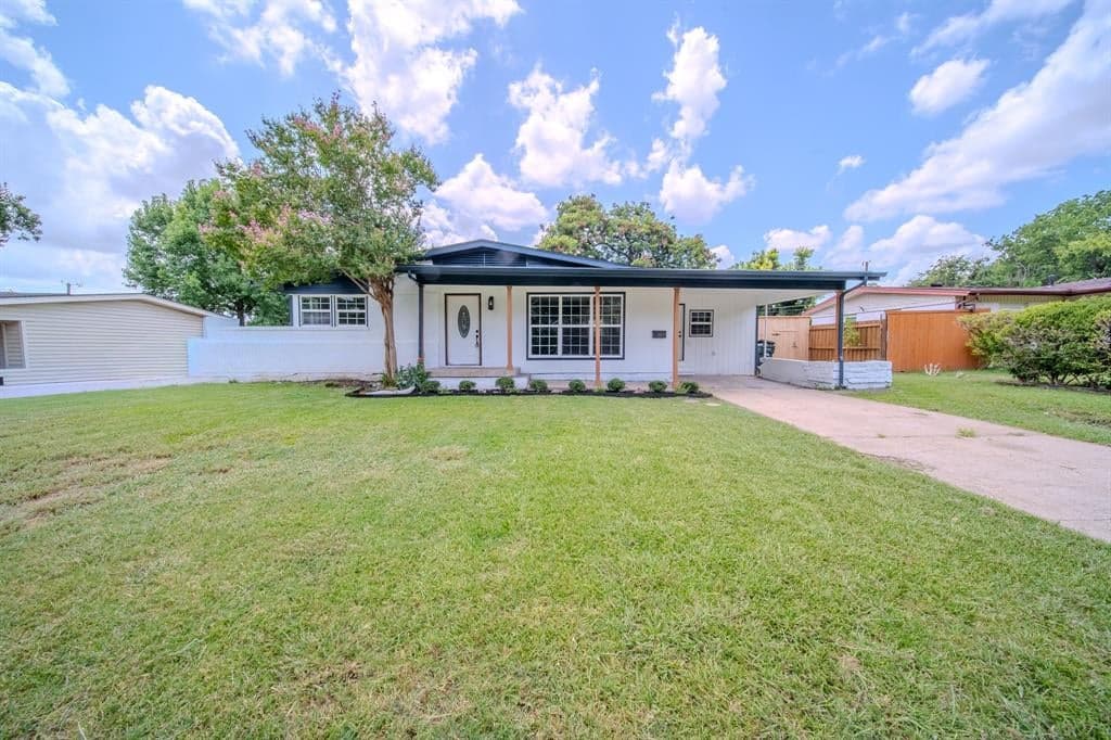 920 Treasure Rd