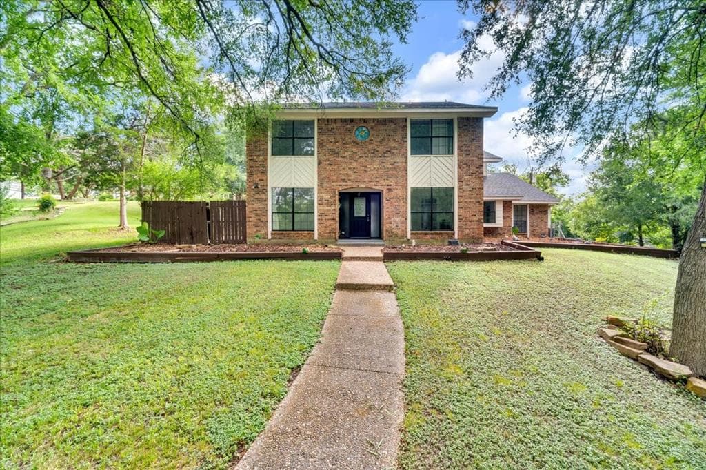 392 Creekwood Dr