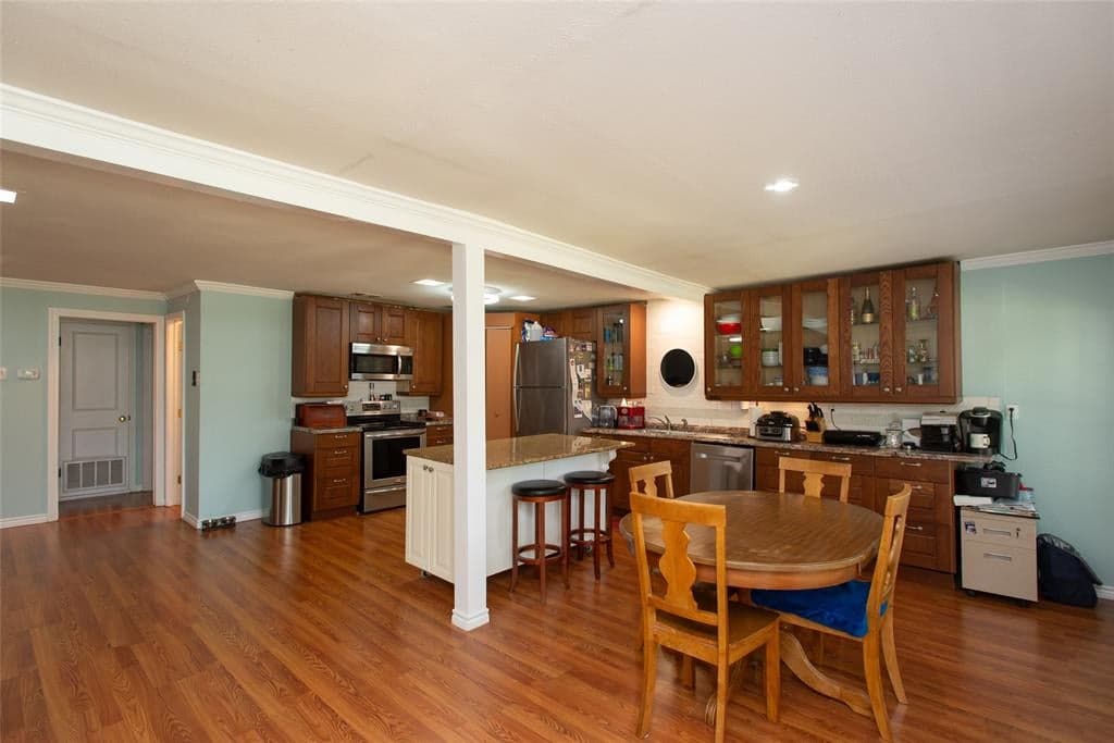 Gallery image 5