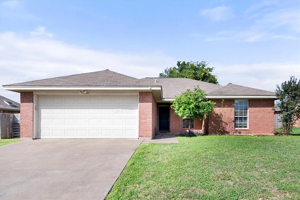 330 Schumacher Dr