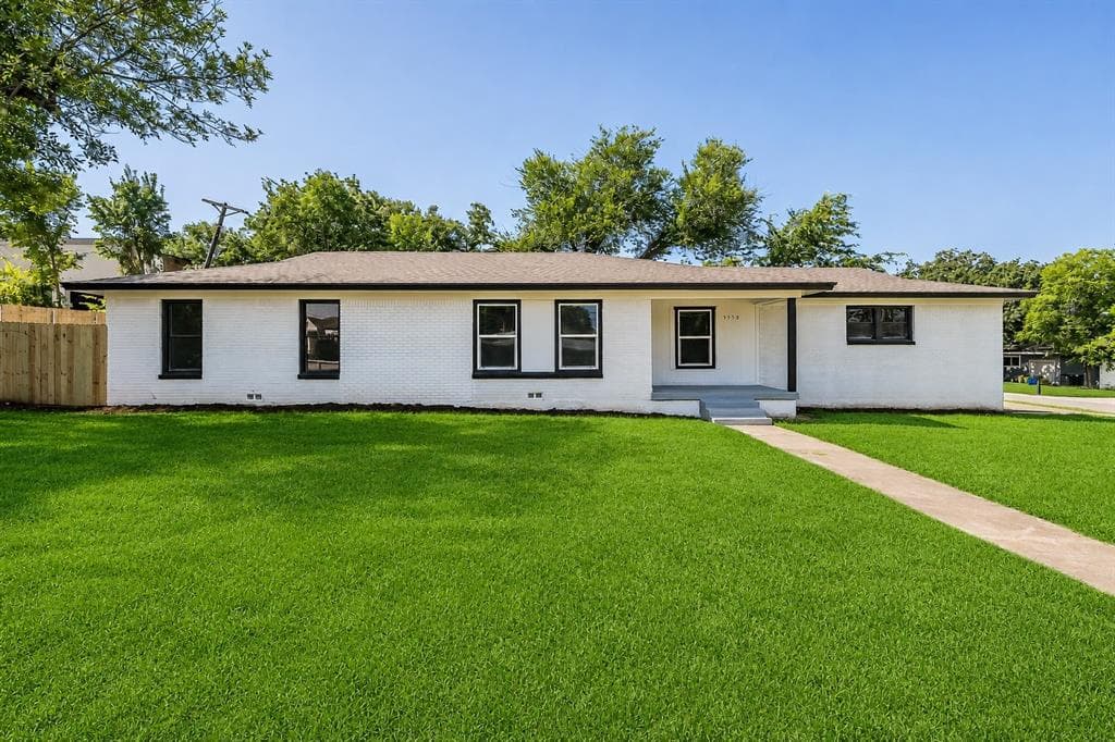 5558 Meadowbrook Dr