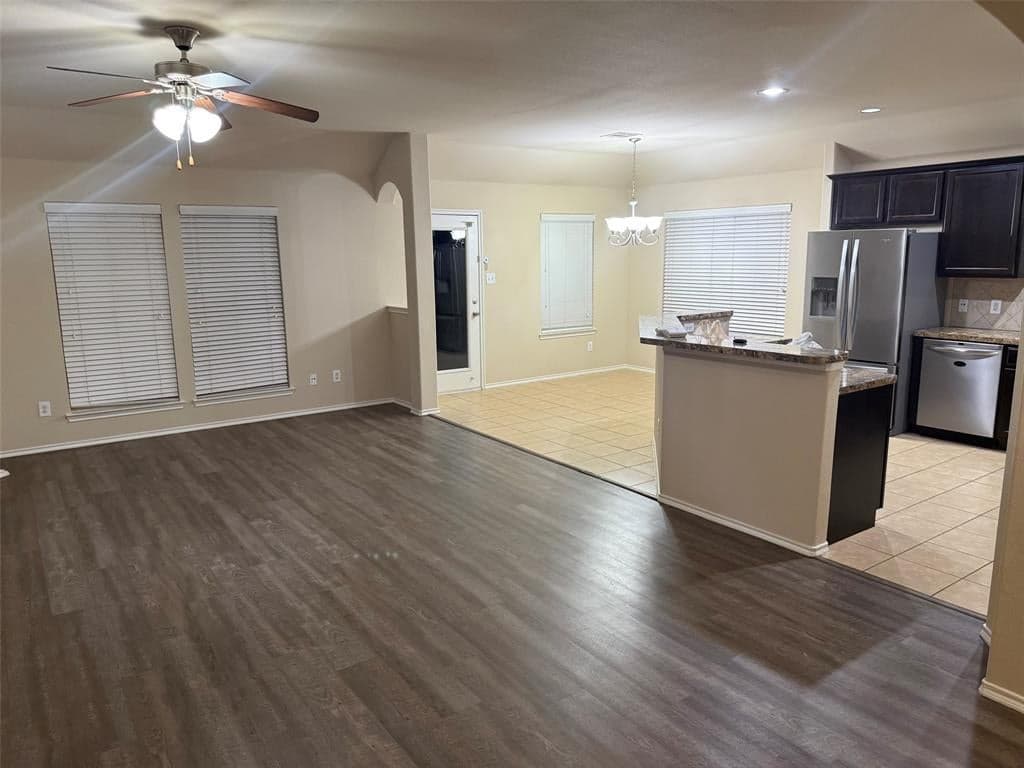 2208 Jonathan Creek Dr