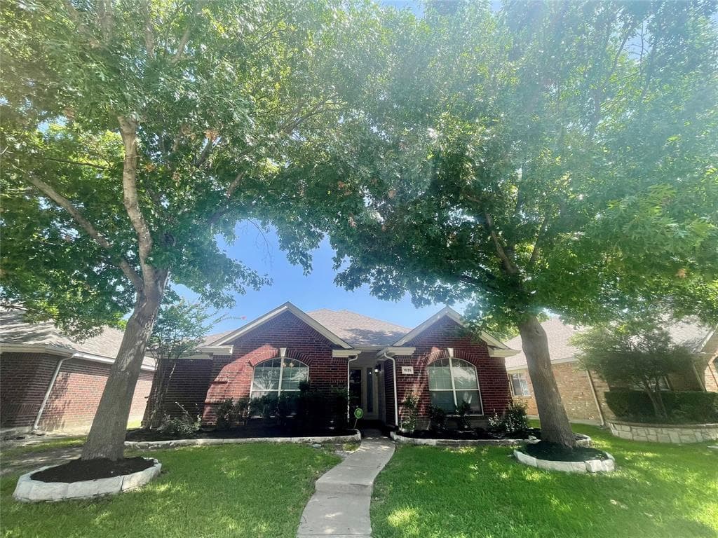 1535 Silver Spur Dr