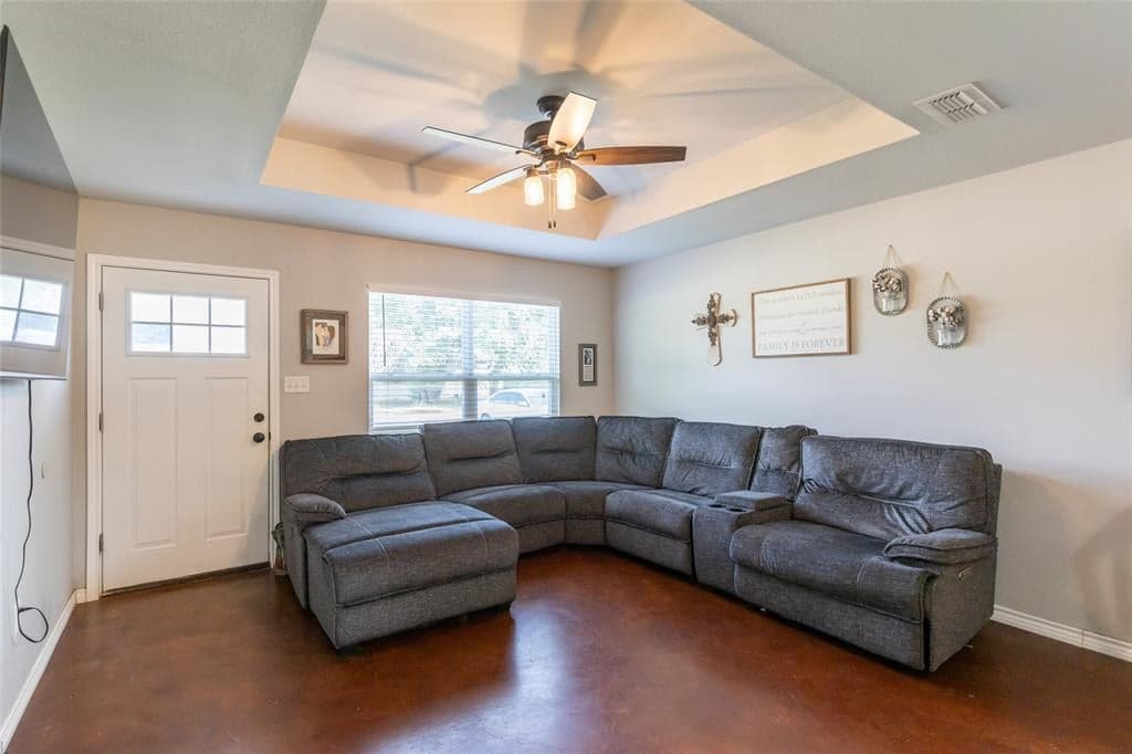 Gallery image 3