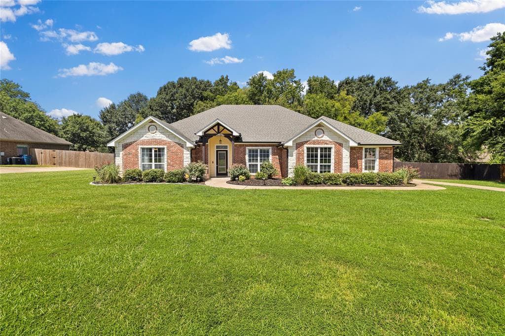 209 Morningstar Dr