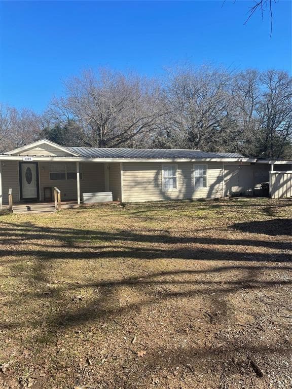1325 Acorn Ln