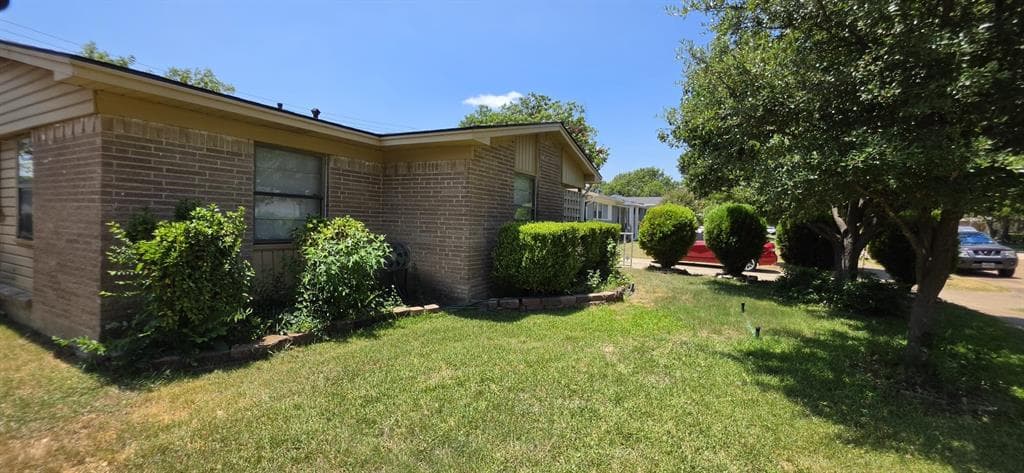 4302 Longleaf Dr