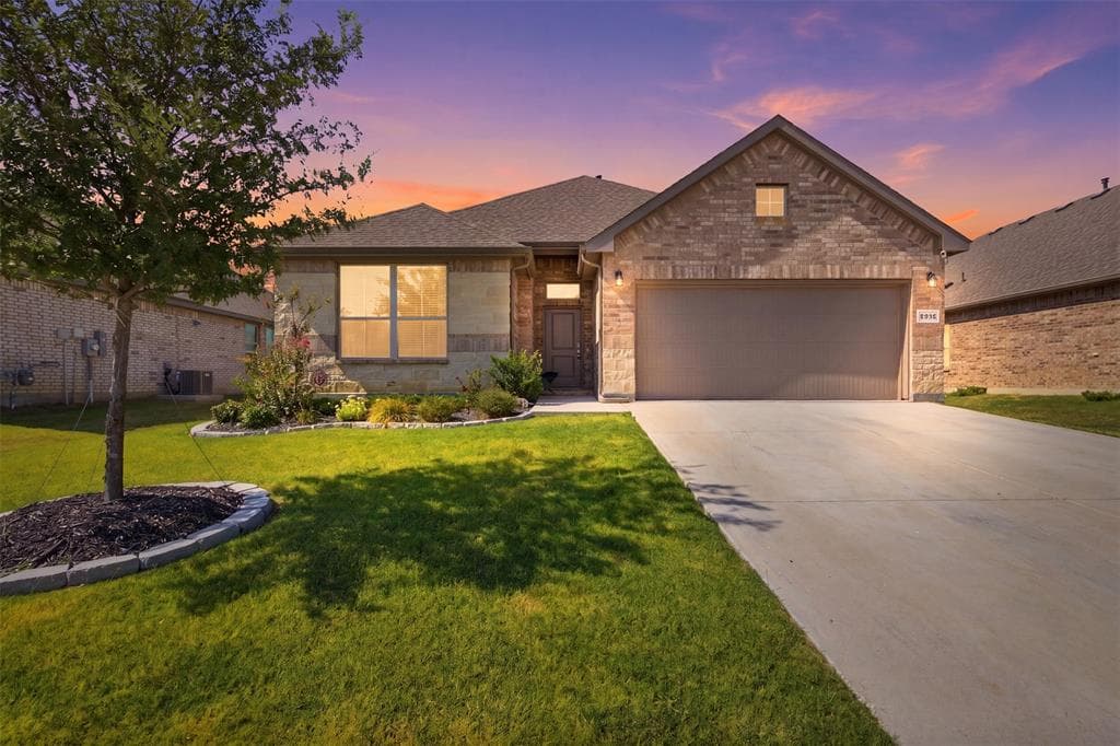 5213 Crystal Lake Ave