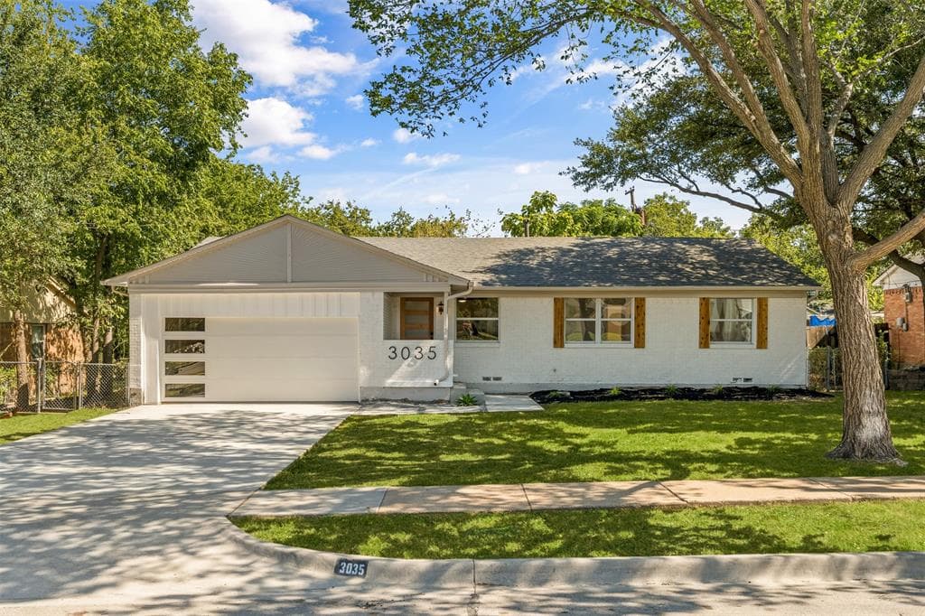 3035 Mark Twain Dr
