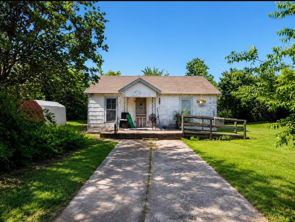 1325 Old Dallas Rd