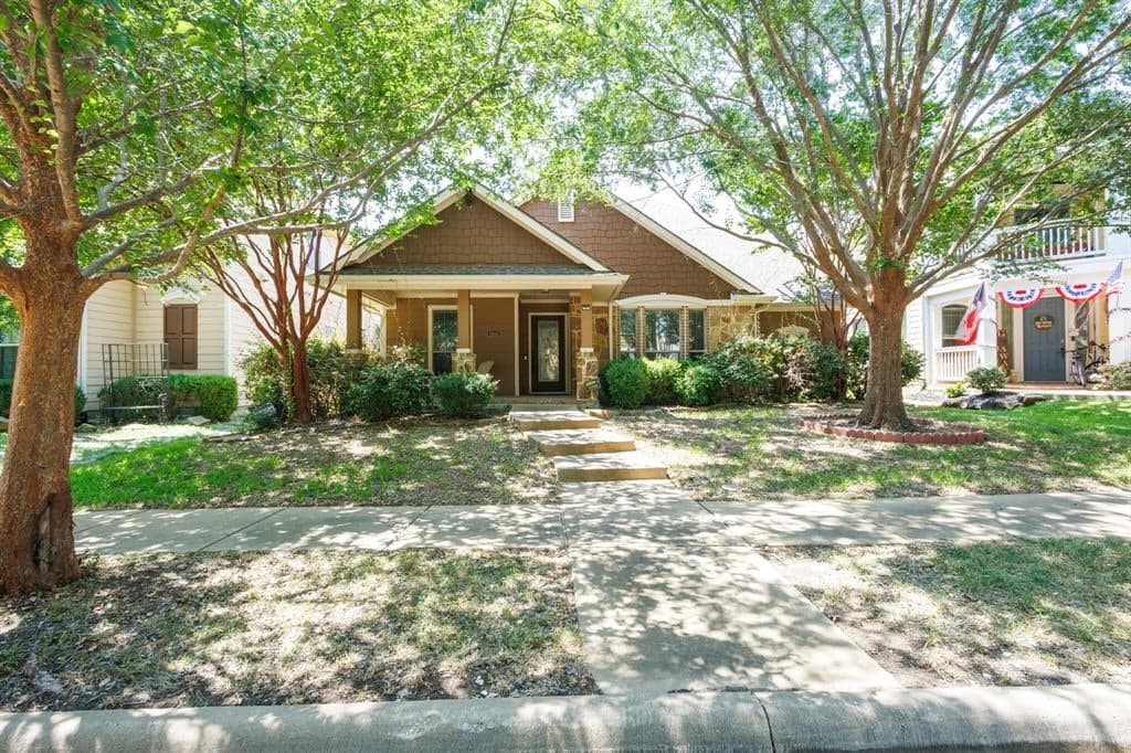2606 Westpoint Dr
