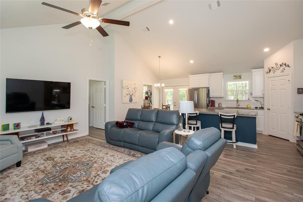 Gallery image 4